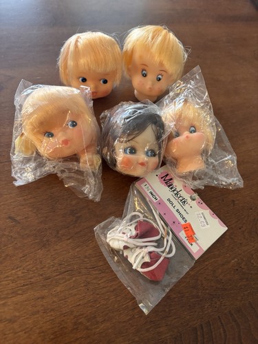 Lot new old stock - new, doll