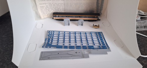 Gauge emu - n,