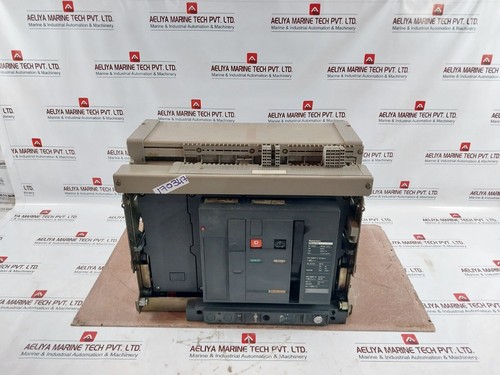 Schneider electric nw32 - schneider,