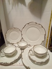  Hutschenreuther 11 Piece