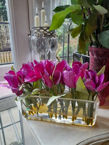 Faux shabby chic flowers - , in