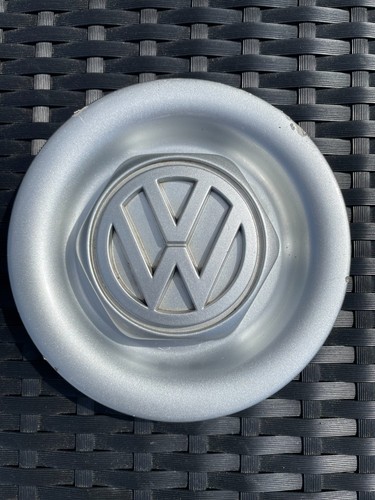 Polo alloy wheel centre - 6n,