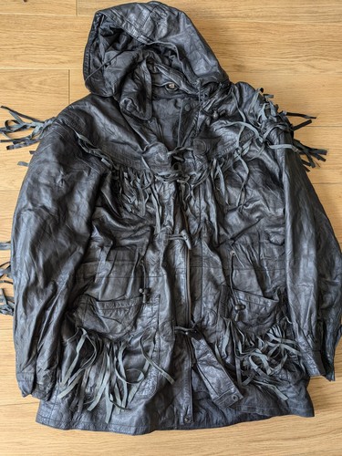 Vintage black leather fringe - black,
