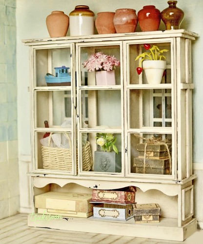 Retro doll house miniatures - house,