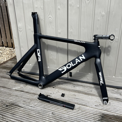 Dolan df4 59cm carbon - df4, fibre