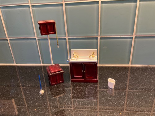 Job lot dolls - dolls, furniture