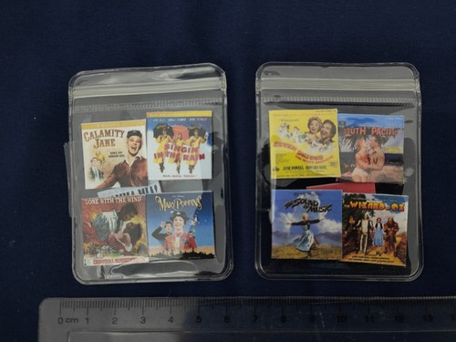 Miniature record albums - 8,