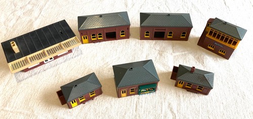 Triang gauge buildings - triang,