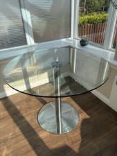 Round glass dining table - round,