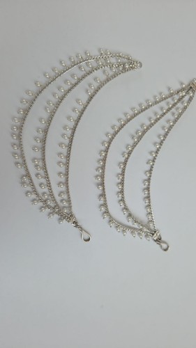 Indian jewellery saharay kaan