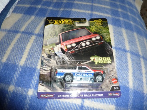 Hot wheels premium car - hot,