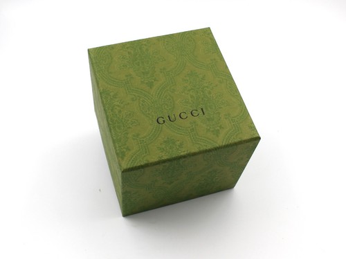Gucci green watch - box, new