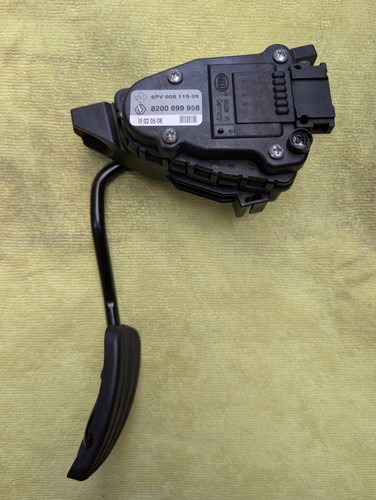 Renault accelerator pedal