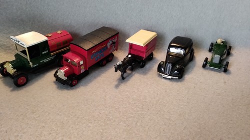 Vintage diecast bundle - x, 5