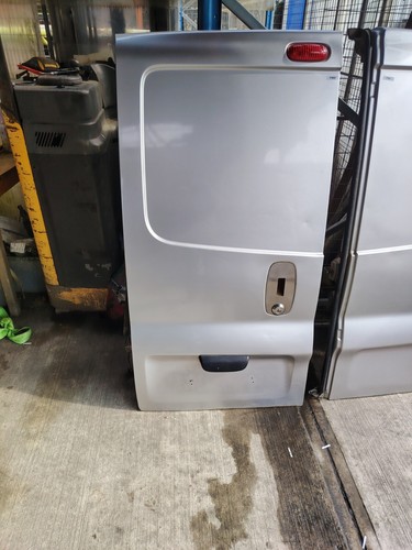 Vauxhall vivaro renault trafic - renault,