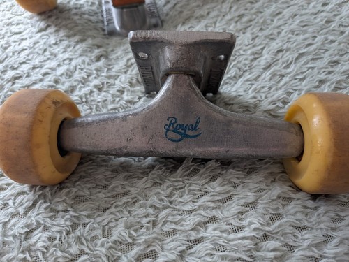 Royal skateboard trucks with - trucks,,