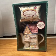 Teapot Hand Painted Primrose