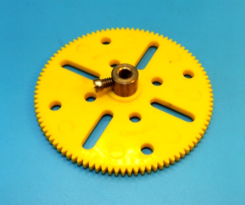 Meccano yellow plastic spur