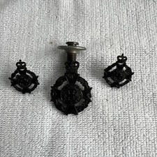 Army Chaplain Cap Badge and Matching Collars British Army