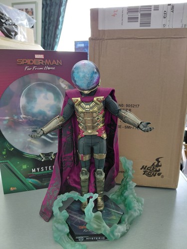 Hot toys mysterio spider - mysterio, spider-man