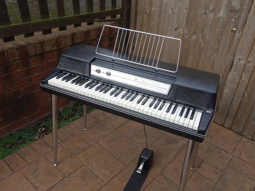 Wurlitzer 200a key electric - 200a, 64-key