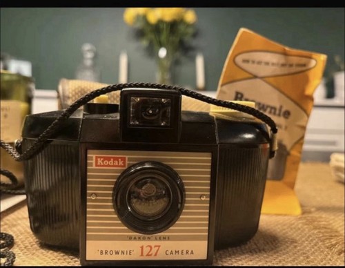 Vintage kodak brownie 127 - vintage,