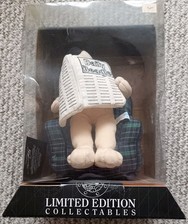 Wallace & Gromit Limited Edition Collectables - Gromit  in his Armchair