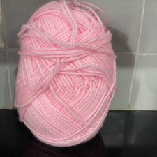 Large Ball Pink DK Wool/ Yarn. Baby.  Acrylic 184g