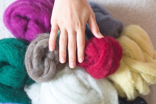 Wool slivers needle wet - wool, needle/wet
