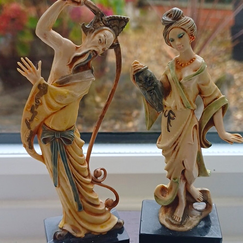 Pair resin asian style - pair, of