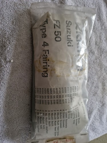 Suzuki fairing bolts - suzuki,