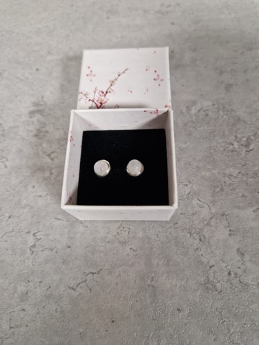 Small sliver stud earrings - small,