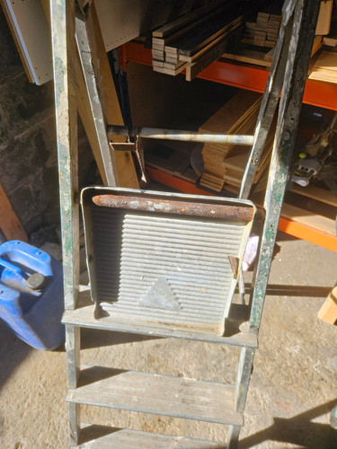 Metal foldable step - step, ladder