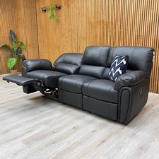 Very ‘Leighton’ 3 Seater