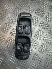 VOLVO V70 II SW Front Right