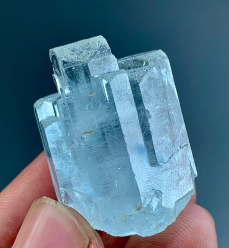 Carat aquamarine crystal - 93,