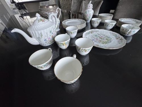 Aynsley wild tudor - aynsley,