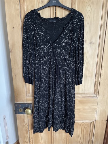 Polka dot dress with frills - dot,