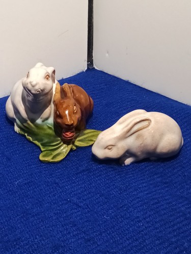 Majolica rabbits sitting and - majolica,