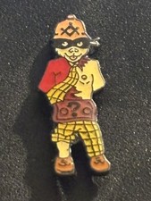 New Vintage RARE MASONIC POLICEMAN RUPERT BEAR PIN BADGE/TIE PIN