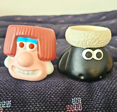 Wallace gromit characters - gromit,