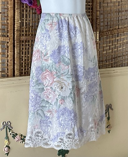 Lucie ann vintage - ii, floral