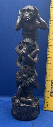 Carving three wise - a, of