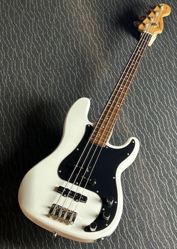 Squier fender bass used - squier,