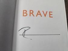 Rose McGowan SIGNED Brave