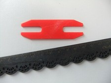 1 Pom Pom Frame Inkle Shuttle