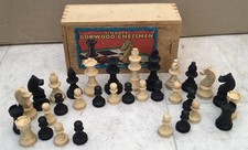 A COMPLETE VINTAGE BOXWOOD