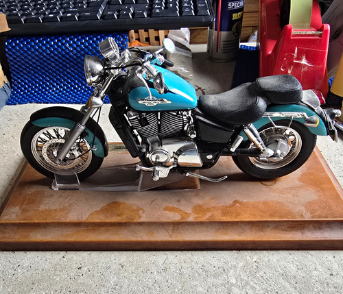 Maisto honda shadow - 1:10,