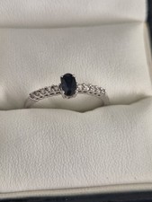 Sapphire Ring with diamond chips