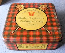 VINTAGE U.C.B.S. (UNITED CO-OPERATIVE BAKING SOCIETY LARGE ASSORTED BISCUITS TIN